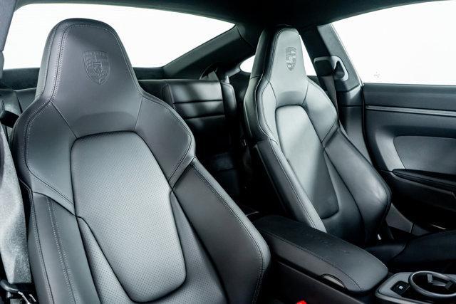 Photo of 2020 White Porsche 911