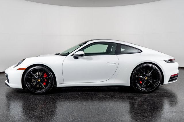 Photo of 2020 White Porsche 911