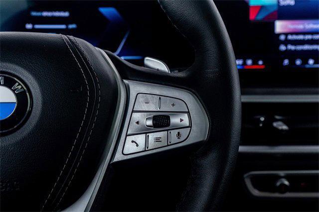 Photo of 2024 Alpine White BMW X7
