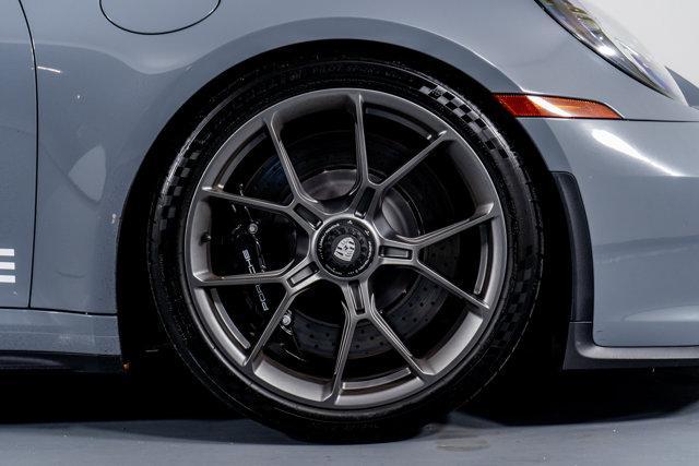 Photo of 2023 Arctic Grey Porsche 911