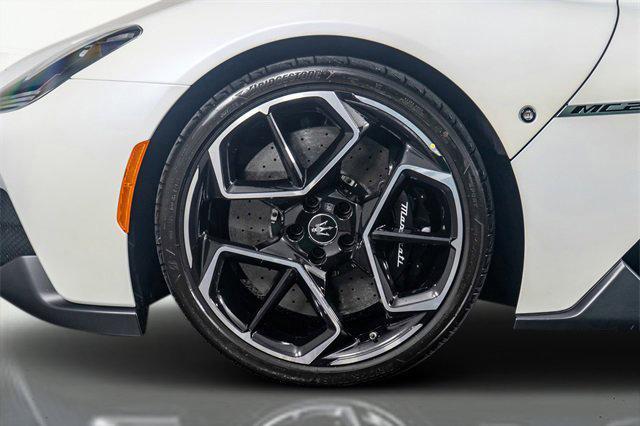 Photo of 2023 White Maserati MC20