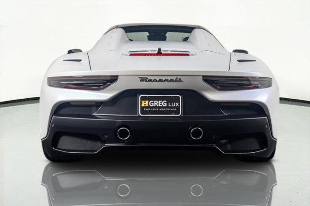 Photo of 2023 White Maserati MC20