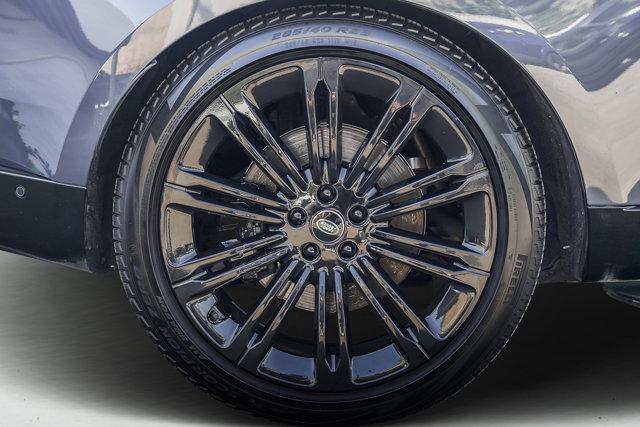 Photo of 2024 Land Rover Range Rover