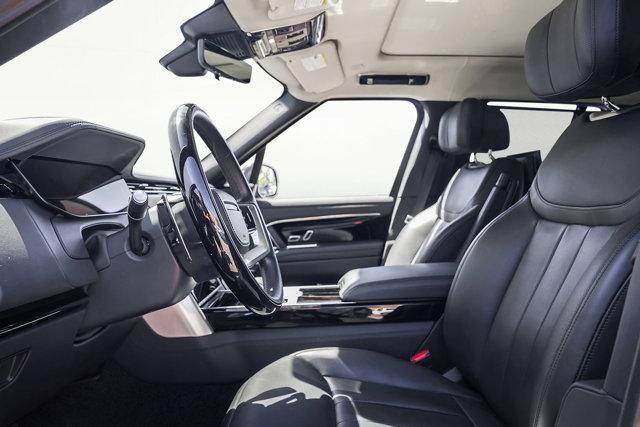 Photo of 2024 Land Rover Range Rover
