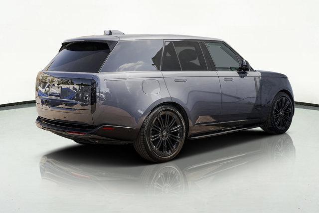 Photo of 2024 Land Rover Range Rover