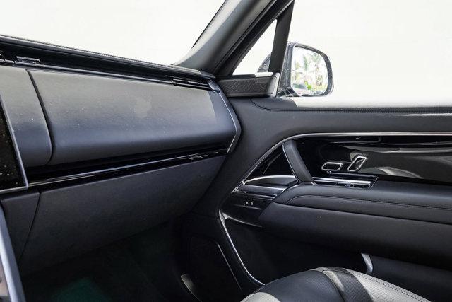 Photo of 2024 Land Rover Range Rover