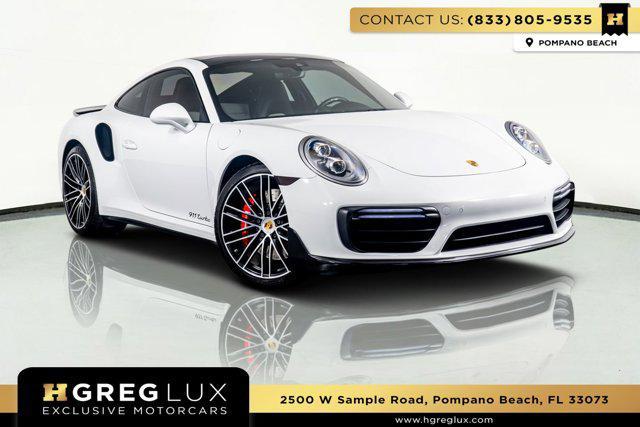 Photo of 2019 White Porsche 911