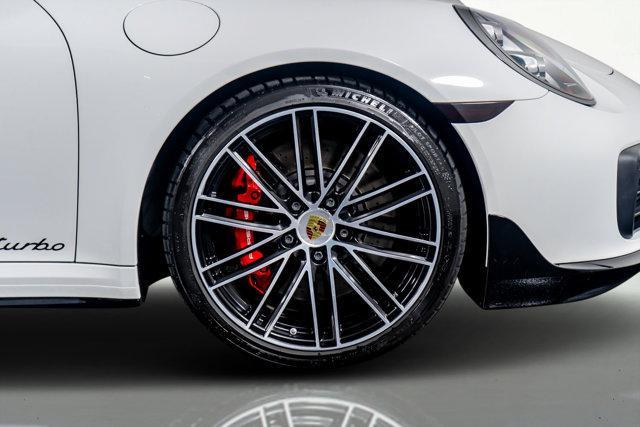 Photo of 2019 White Porsche 911