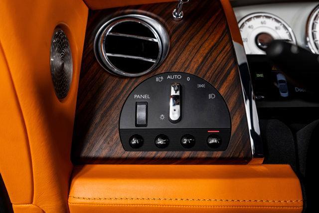 Photo of 2017 Black Rolls-Royce Dawn