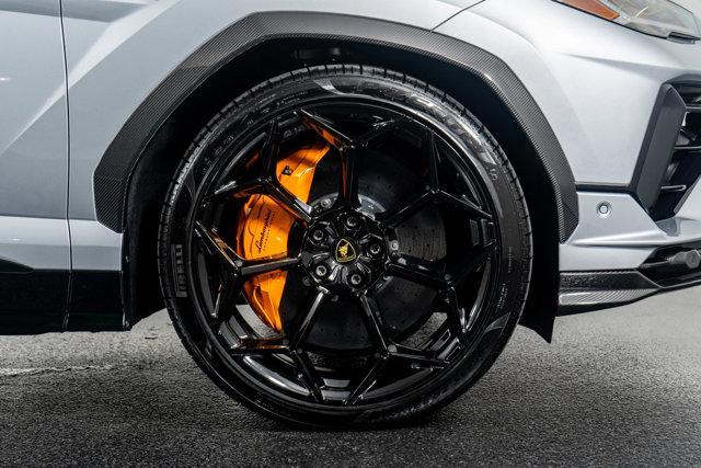 Photo of 2024 Lamborghini Urus
