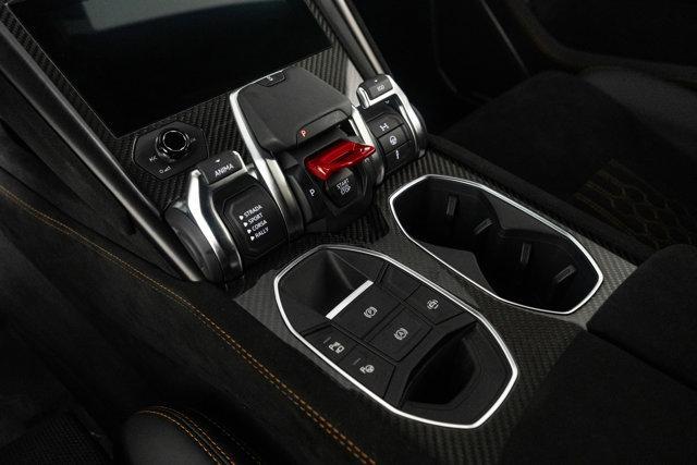 Photo of 2024 Lamborghini Urus