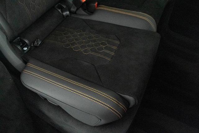 Photo of 2024 Lamborghini Urus