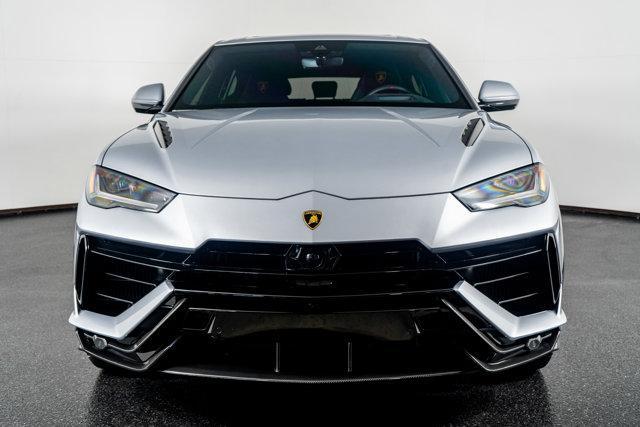 Photo of 2024 Lamborghini Urus