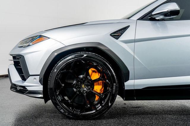 Photo of 2024 Lamborghini Urus