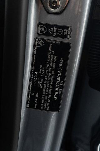 Photo of 2024 Lamborghini Urus