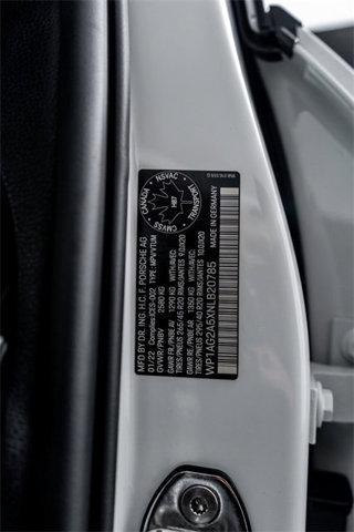Photo of 2022 White Porsche Macan