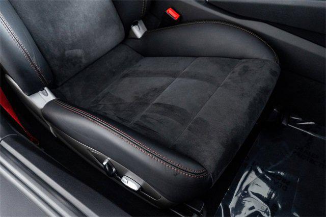 Photo of 2015 Black Porsche 911