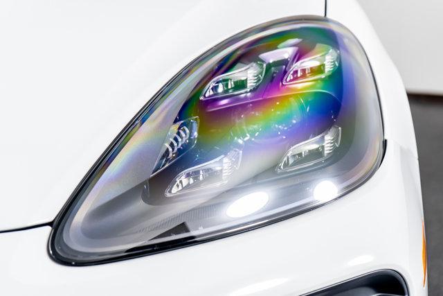 Photo of 2022 White Porsche Cayenne