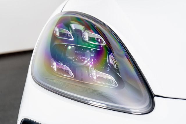 Photo of 2022 White Porsche Cayenne