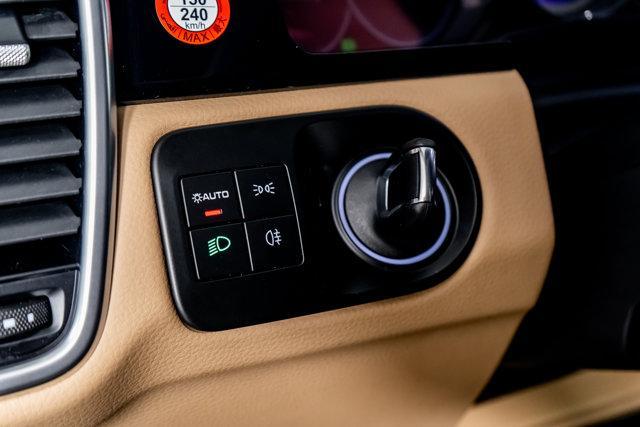 Photo of 2022 White Porsche Cayenne