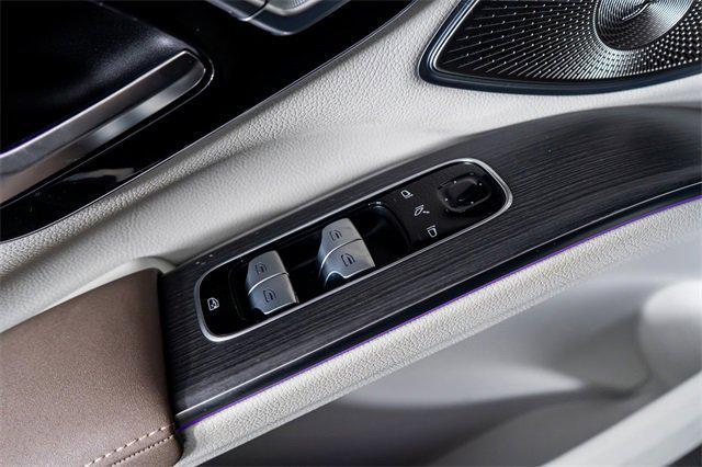 Photo of 2023  Mercedes-Benz EQS 580