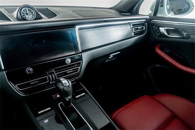 Photo of 2025 Gray Porsche Macan