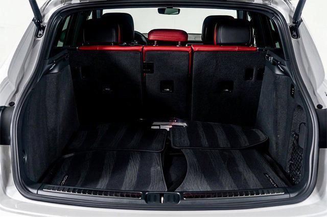 Photo of 2025 Gray Porsche Macan