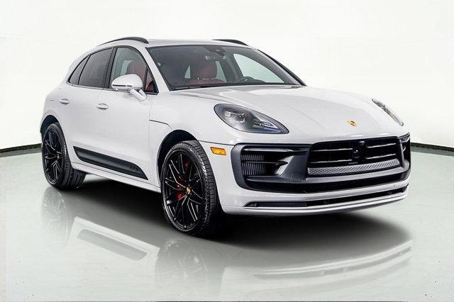 Photo of 2025 Gray Porsche Macan