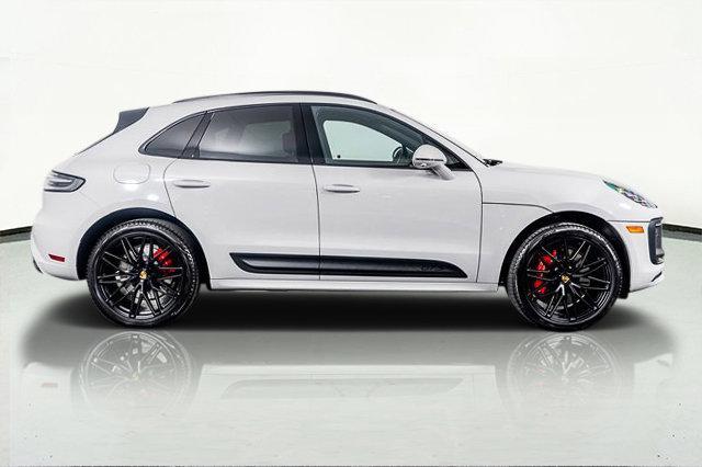 Photo of 2025 Gray Porsche Macan