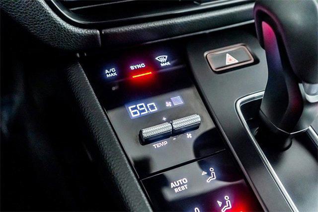 Photo of 2025 Gray Porsche Macan
