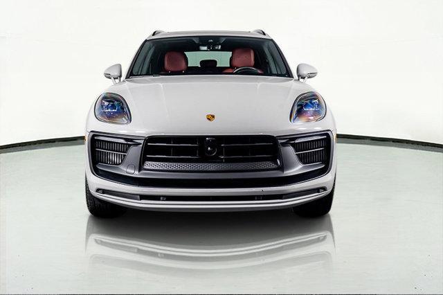 Photo of 2025 Gray Porsche Macan