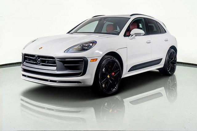 Photo of 2025 Gray Porsche Macan