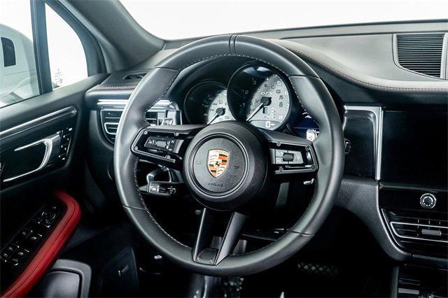 Photo of 2025 Gray Porsche Macan
