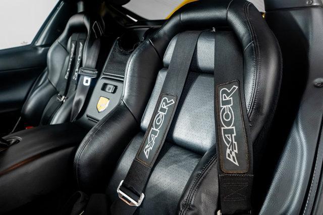 Photo of 2001 Yellow Dodge Viper