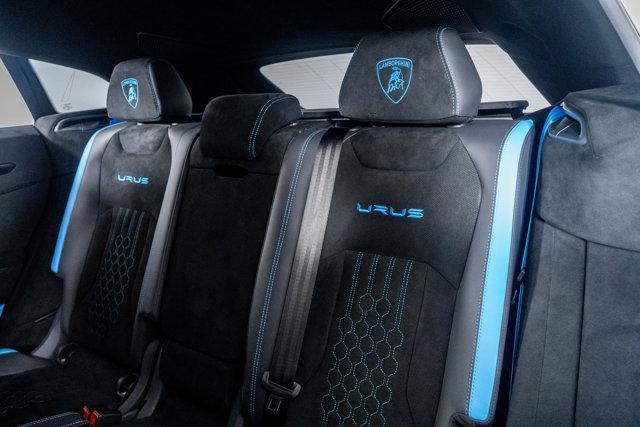 Photo of 2024 Blue Lamborghini Urus