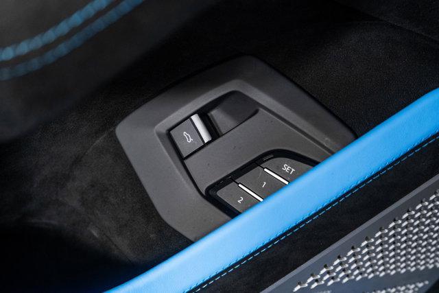 Photo of 2024 Blue Lamborghini Urus