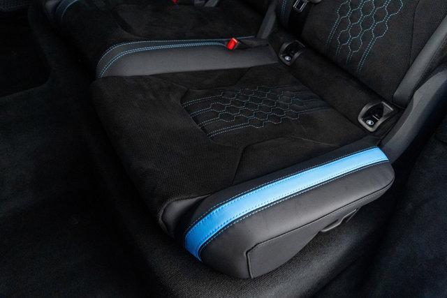 Photo of 2024 Blue Lamborghini Urus