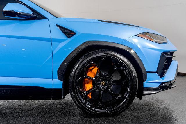 Photo of 2024 Blue Lamborghini Urus