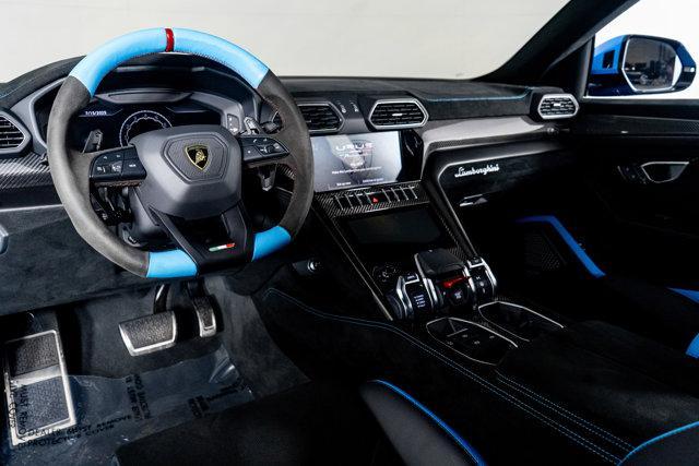 Photo of 2024 Blue Lamborghini Urus