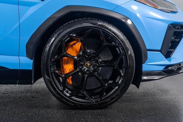 Photo of 2024 Blue Lamborghini Urus