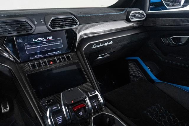 Photo of 2024 Blue Lamborghini Urus