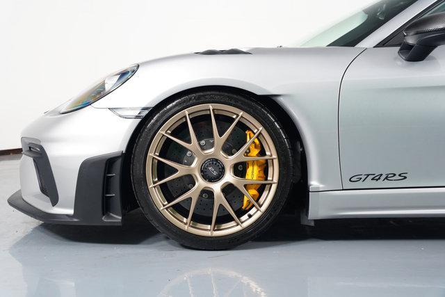 Photo of 2023 GT Silver Metallic Porsche 718 Cayman