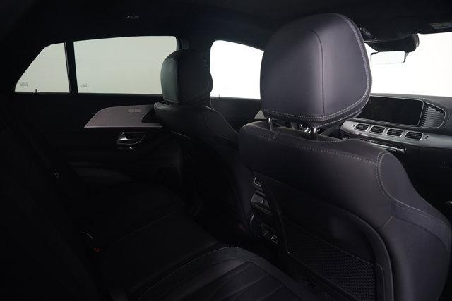 Photo of 2025 Polar White Mercedes-Benz AMG GLE 63