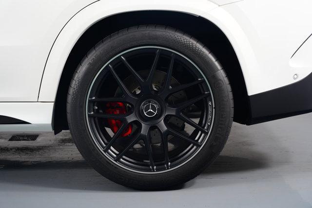 Photo of 2025 Polar White Mercedes-Benz AMG GLE 63