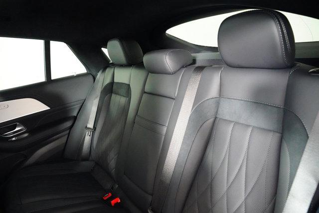 Photo of 2025 Polar White Mercedes-Benz AMG GLE 63