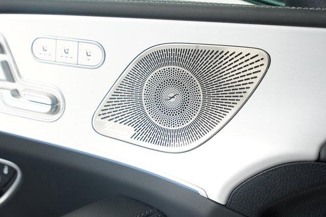 Photo of 2025 Polar White Mercedes-Benz AMG GLE 63