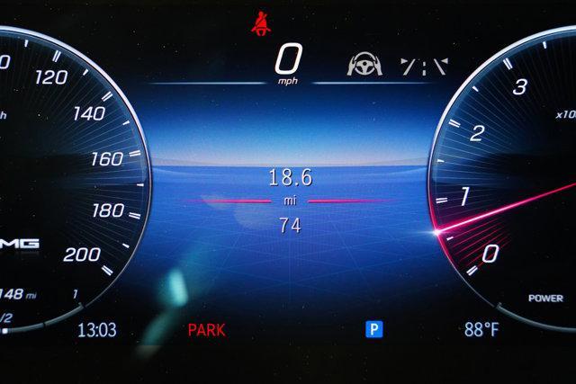 Photo of 2025 Polar White Mercedes-Benz AMG GLE 63