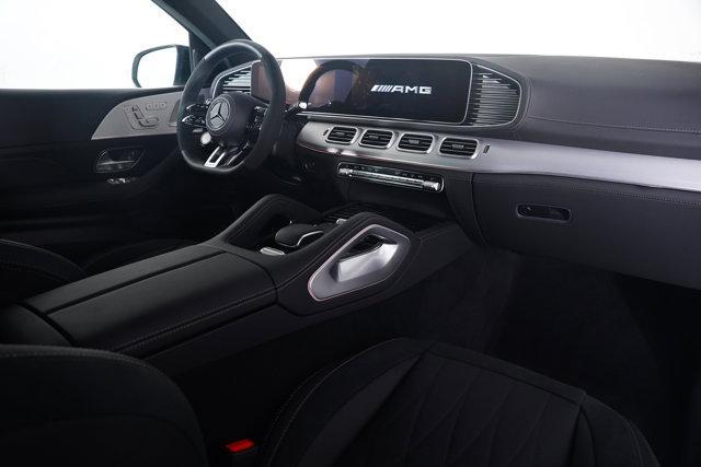 Photo of 2025 Polar White Mercedes-Benz AMG GLE 63