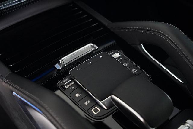 Photo of 2025 Polar White Mercedes-Benz AMG GLE 63