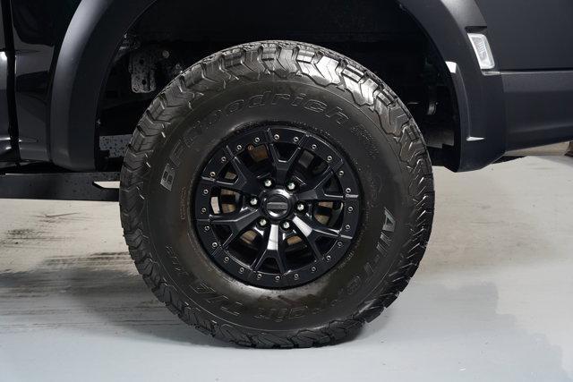 Photo of 2023 Agate Black Metallic Ford F-150